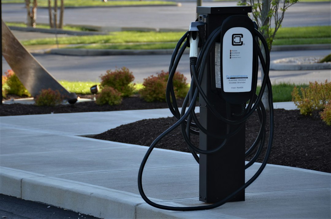 Stazione di ricarica ultra rapida per auto elettrica