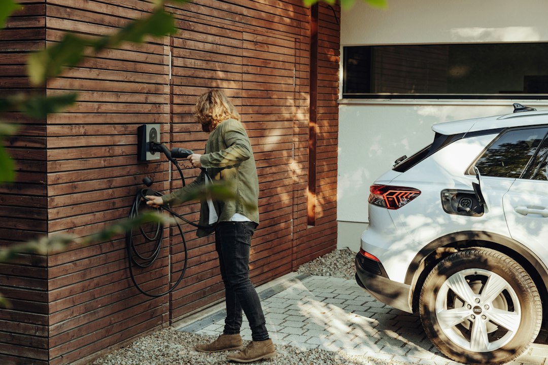 Immagine illustrativa di una stazione di ricarica domestica per veicoli elettrici